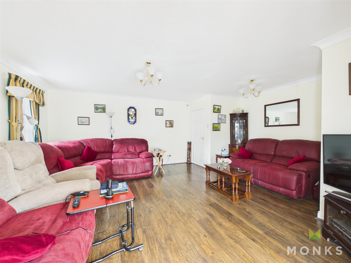 15 Criggion Close, Four Crosses, SY22 6NP For Sale
